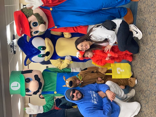 family with luigi,mario and sonic the hedgehog